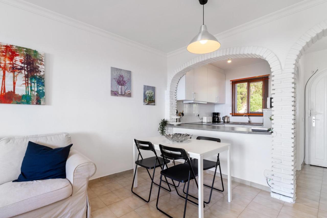 Sea View Apartment In Benalmadena La Capellania ภายนอก รูปภาพ